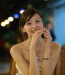 ҹ���µ�������Ů�ر�����